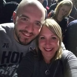 Meet your Posher, Derrick n